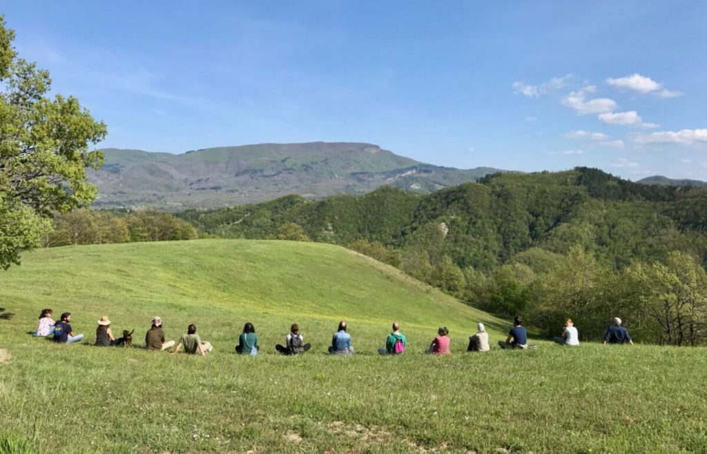 comunità-sostenibilita-autosufficienza-1