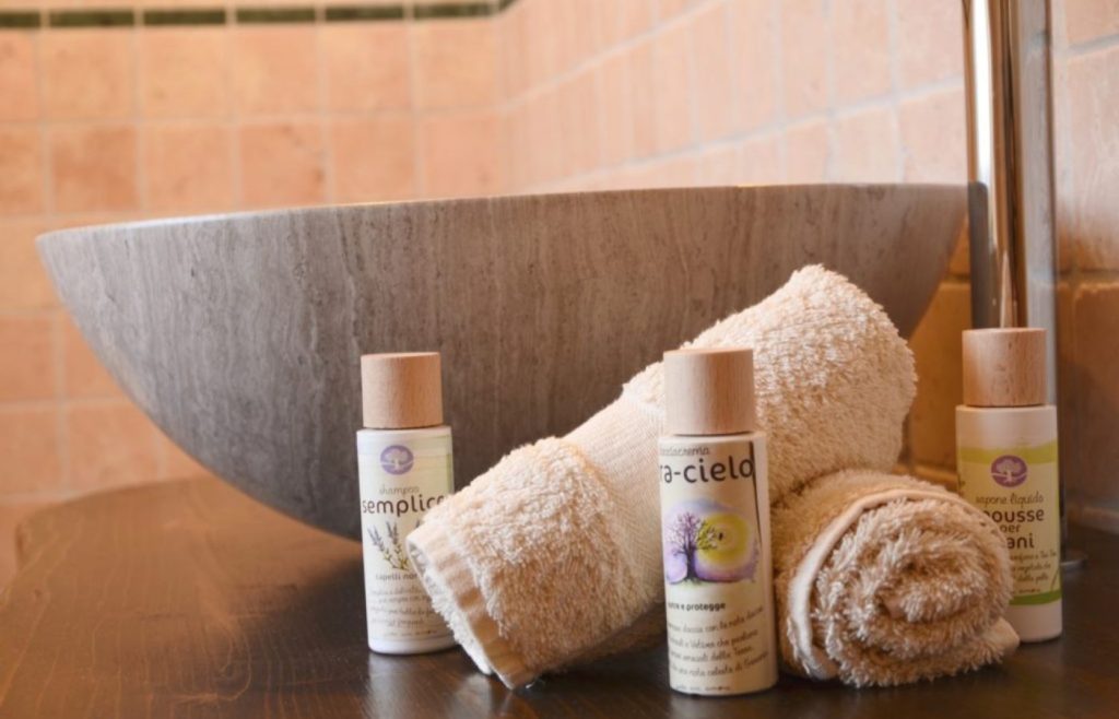 cura-casa-persona-sostenibilita-autosufficienza