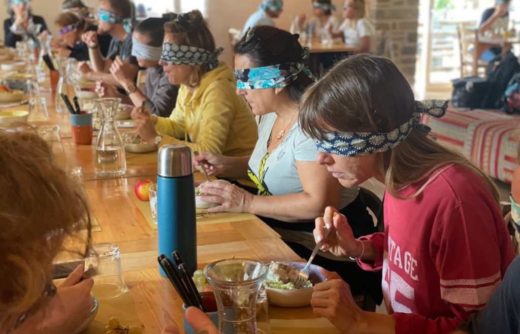 valori-coerenza-bendati-autosufficienza