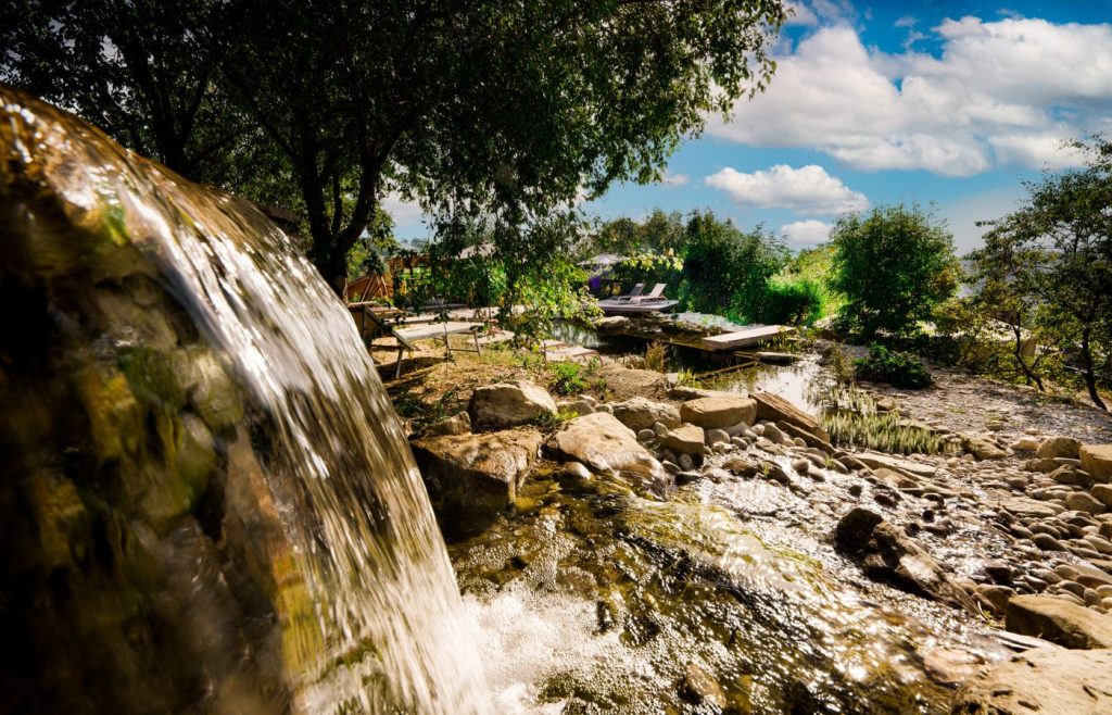 valori-comunita-relazioni-cascata-autosufficienza